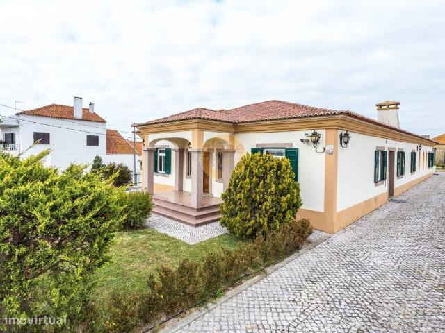 Moradia Isolada T4 com piscina