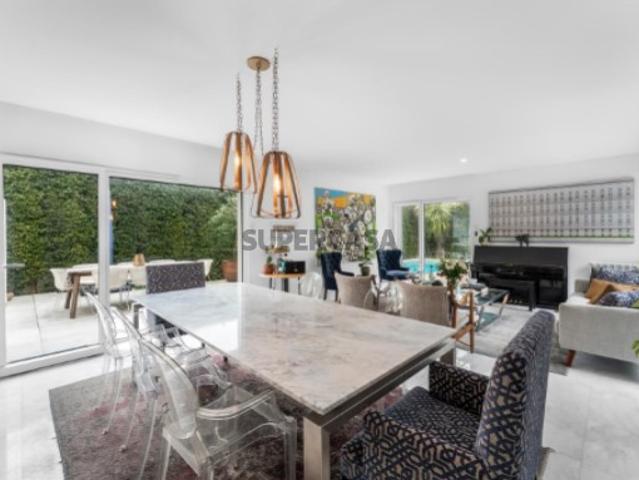 Moradia Isolada T4 com piscina, Cascais