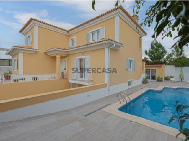 Moradia isolada T4 com piscina, Vendas de Azeitão