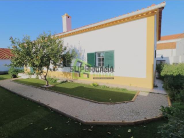Moradia Isolada T4, Cabanas