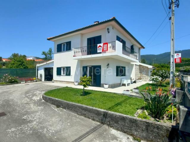 Moradia Isolada T4, Afife 245m² Afife