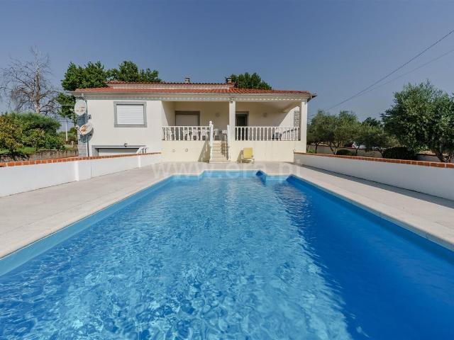 Moradia Isolada T4 / Belmonte, Caria