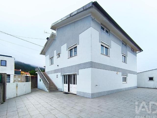 Moradia isolada T4 em Castelo do Neiva de 104 m² 104m² Castelo Do Neiva