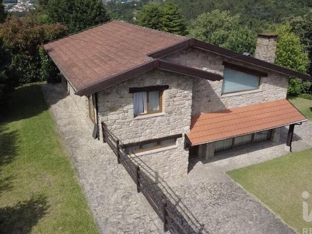 Moradia isolada T4 em São Pedro do Sul, Várzea e Baiões de 2. 223m² São Pedro do Sul, Várzea e Baiões