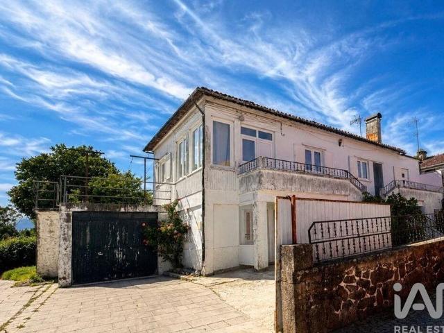 Moradia isolada T4 em Vila de Punhe de 216 m² 216m² Vila De Punhe