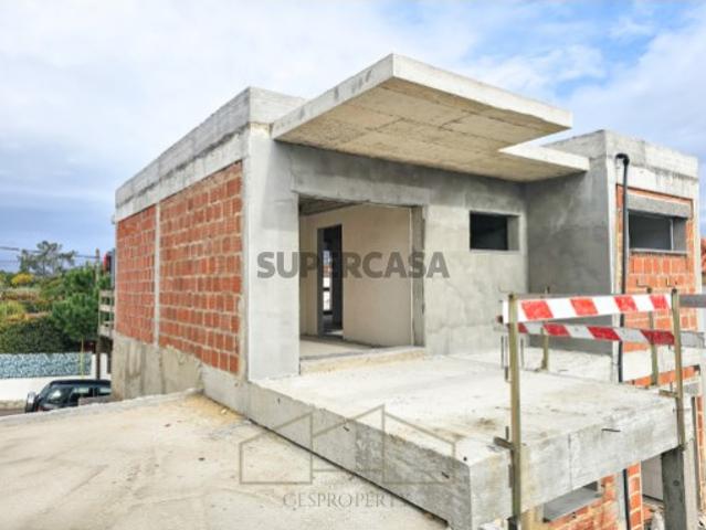 Moradia Isolada T4 na Charneca da Caparica