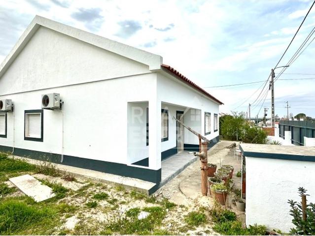 Moradia T4 Quinta com 5100 m2 Fajarda Coruche Santarém