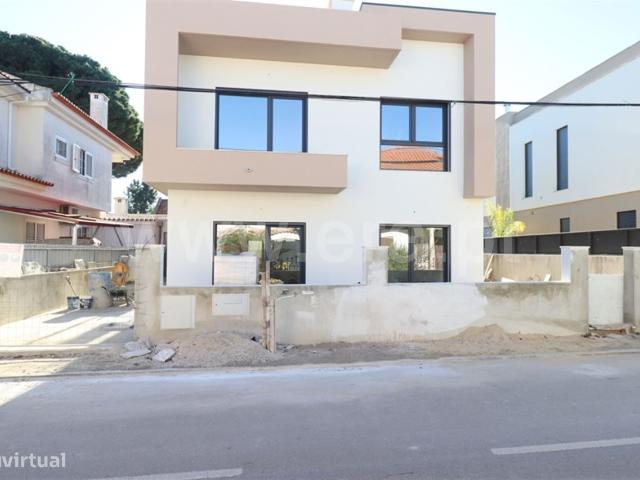 Moradia Isolada T5  Quinta da Charnequinha