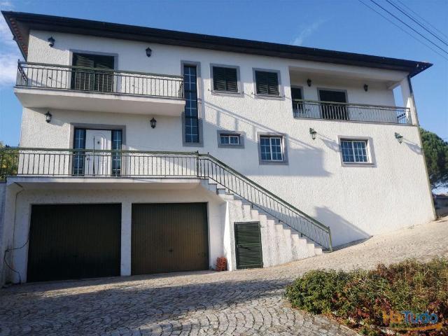 Moradia Isolada T5 Venda em Santos Evos,Viseu | 26063246684