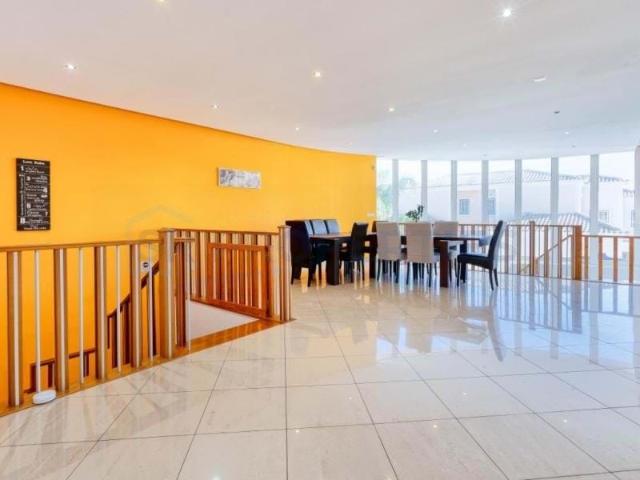 Moradia Isolada T6 em Albufeira, Albufeira, Albufeira