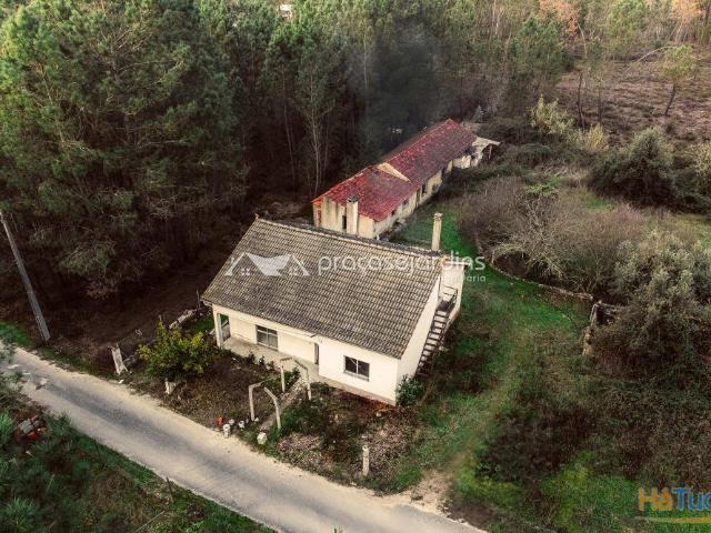 Moradia isolada térrea com anexos e terreno | 26083881279