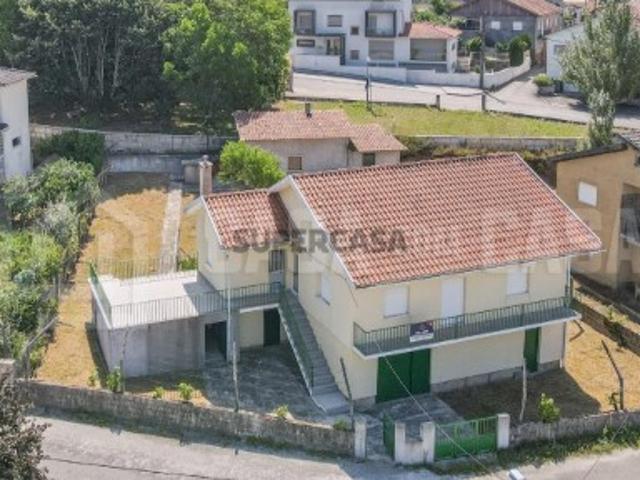 Moradia Isolada V3 em Campo