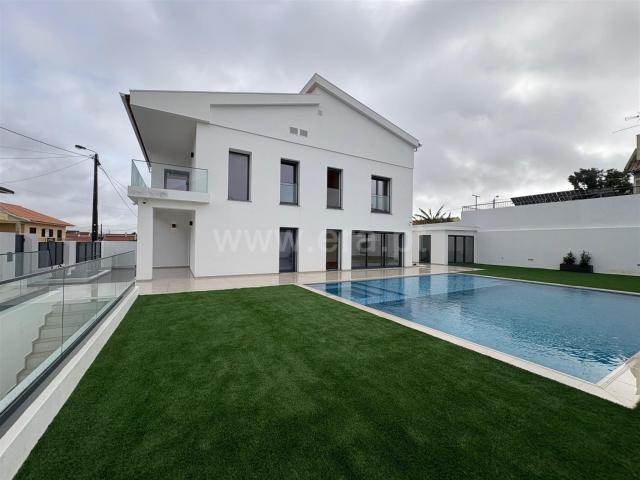 Moradia Isolada, V4+1, S.Domingos de Rana, Cascais 400m² São Domingos De Rana