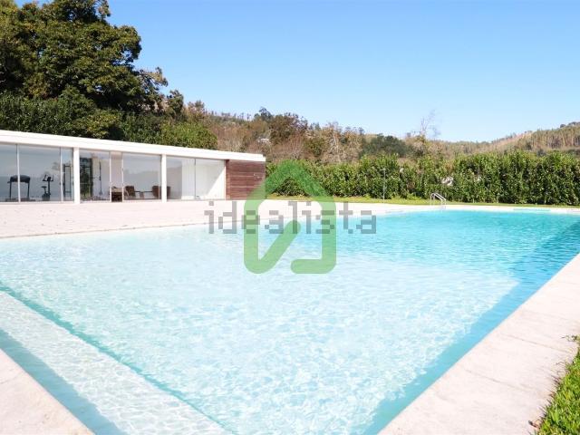 Moradia, Joane
