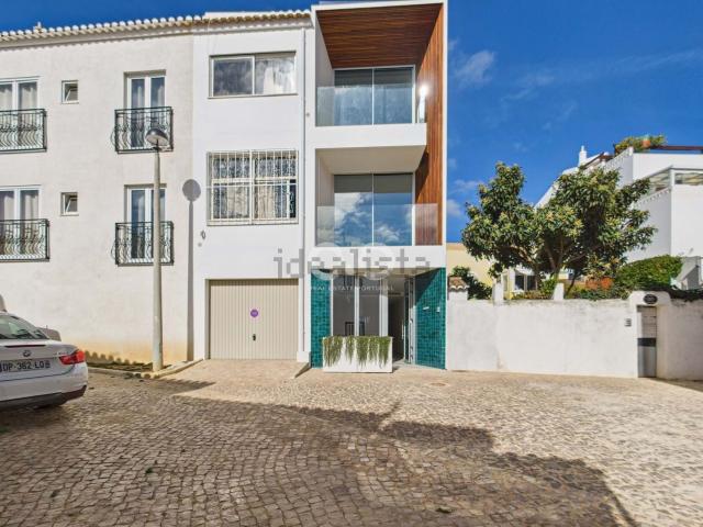 Moradia, Luz