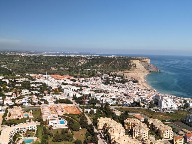 Moradia, Luz