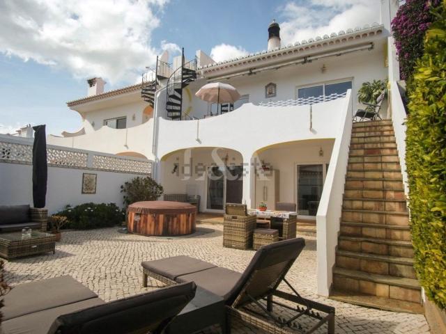 Moradia, Luz