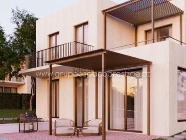 Moradia, Luz de Tavira e Santo Estêvão