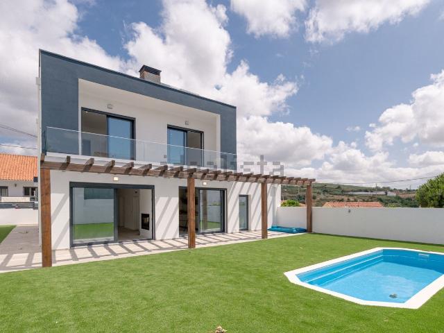 Moradia, Labruge