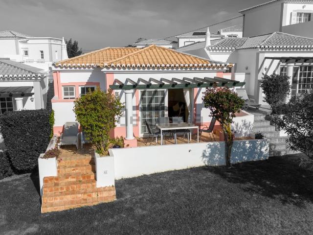 Moradia, Lagoa e Carvoeiro