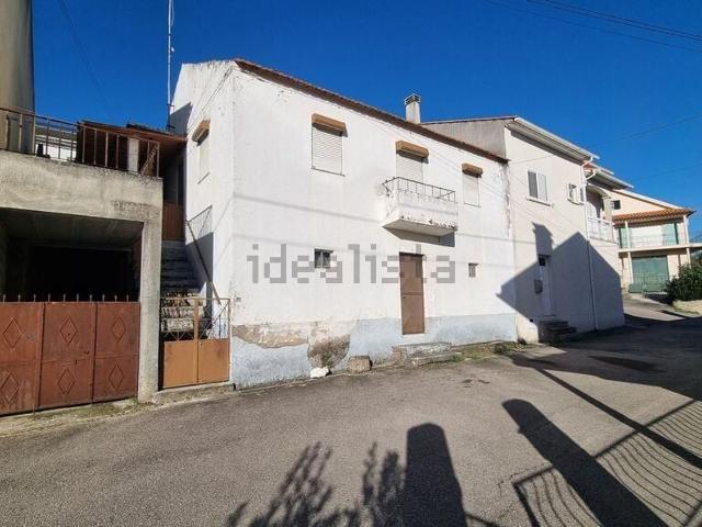 Moradia, Lajeosa do Mondego