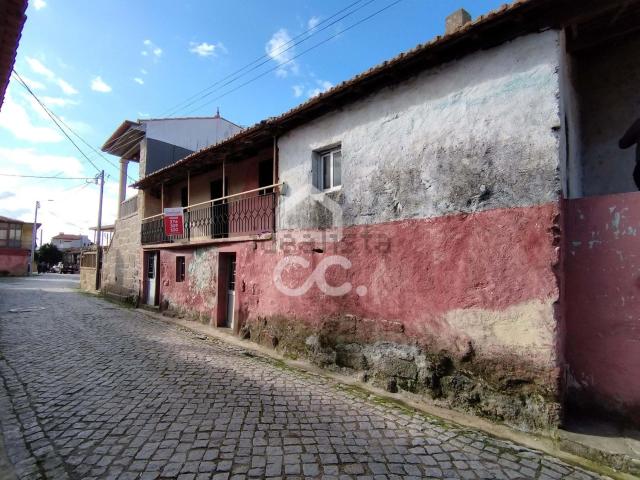 Moradia, Lama de Arcos
