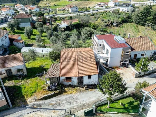 Moradia, Lamas