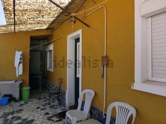 Moradia, Laranjeiro e Feijó