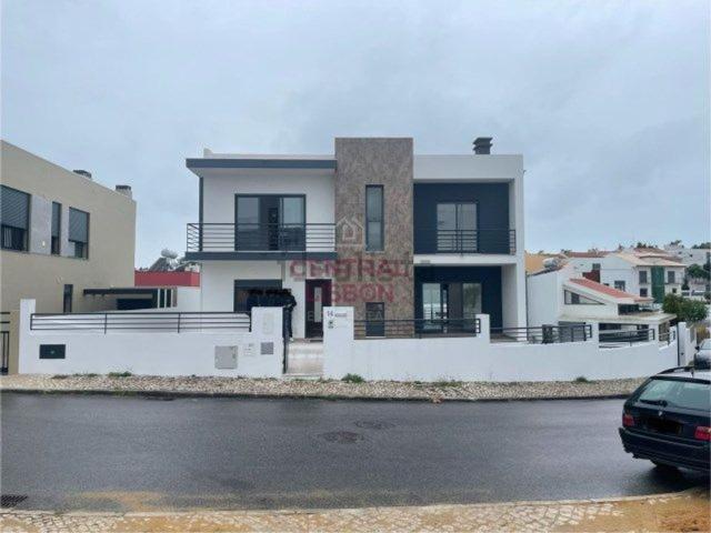 Moradia, Laranjeiro e Feijó