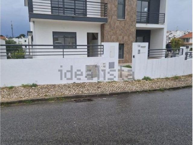 Moradia, Laranjeiro e Feijó