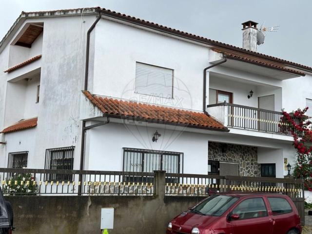 Moradia, Larinho