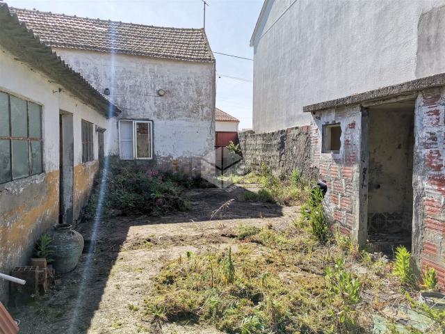 Moradia, Lavos