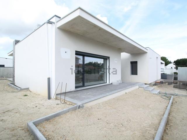 Moradia, Leiria Pousos Barreira e Cortes