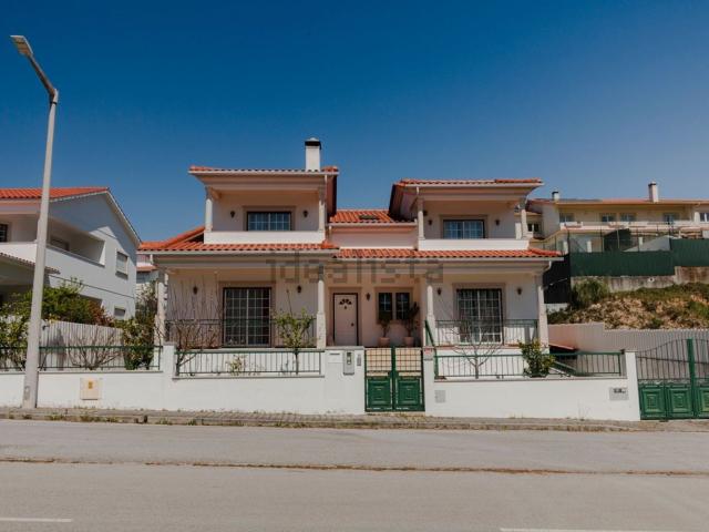 Moradia, Leiria Pousos Barreira e Cortes