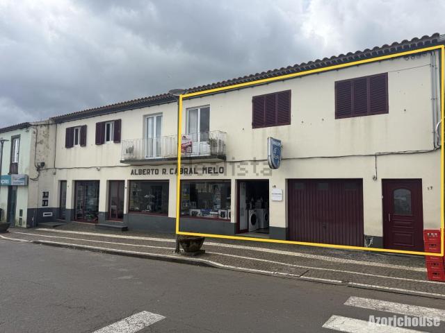 Moradia, Lomba da Fazenda