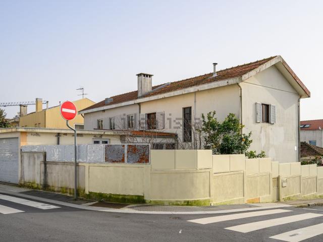 Moradia, Lordelo do Ouro e Massarelos