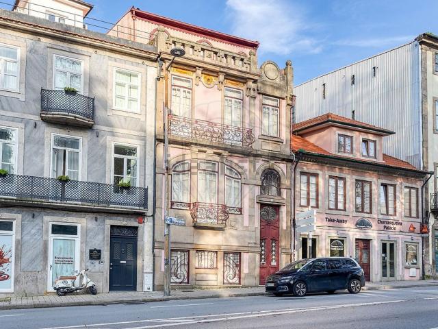 Moradia, Lordelo do Ouro e Massarelos
