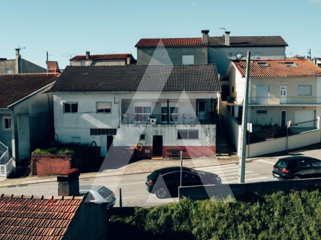 Moradia, Arcos e Mogofores