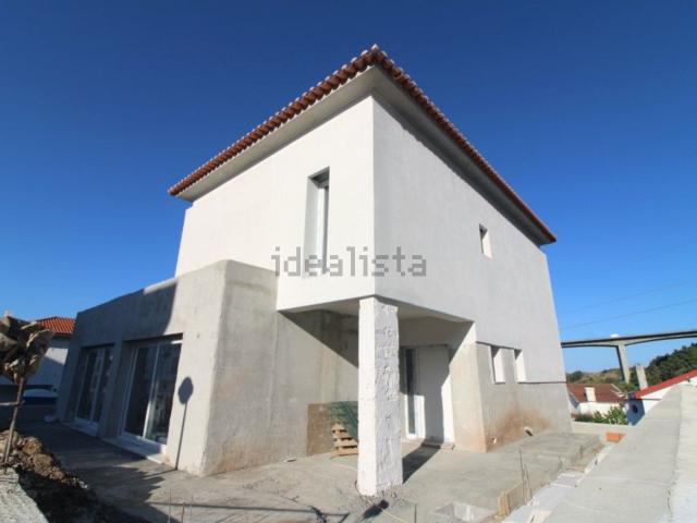 Moradia, Loures