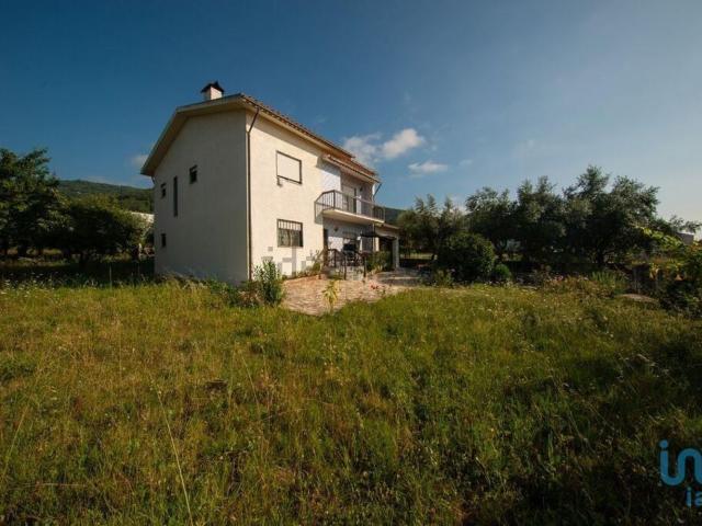 Moradia, Lousã e Vilarinho