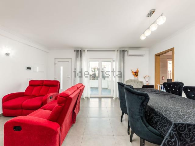 Moradia, Lousa
