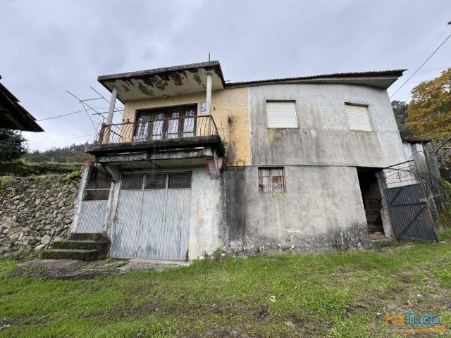 Moradia p/ reabilitação ? São Pedro do Sul | 26084072558