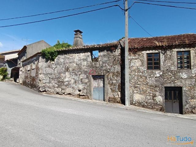 Moradia p/ recuperar ? Oliveira de Frades | 26084072546