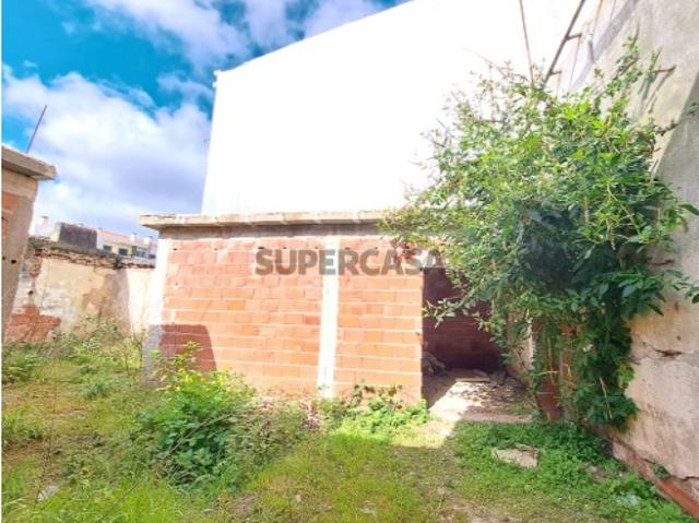 Moradia p/ Recuperar