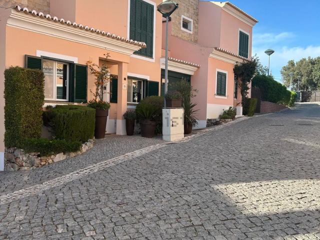 Moradia, Paderne