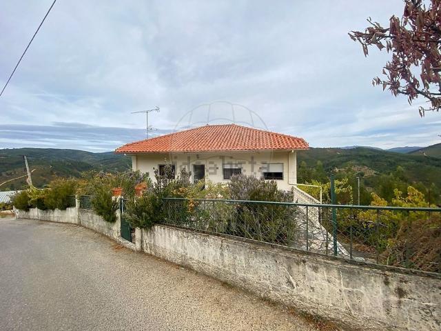 Moradia, Pampilhosa da Serra