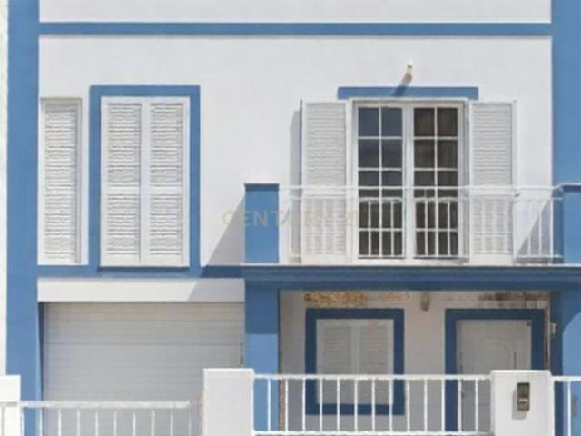 Moradia para Construção com Vista Mar em Sesimbra, Setúbal