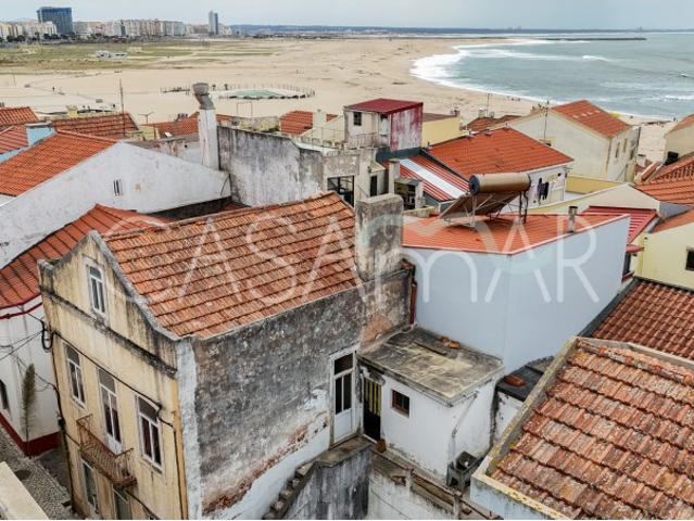 Moradia Para Reabilitação nas Muralhas Buarcos