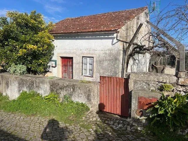 Moradia para reconstrução em Curcialinho Ansião