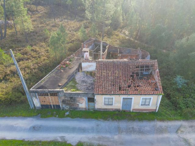 Moradia para reconstruir